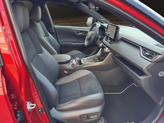 Vehicle image 6 Vehicle image 6