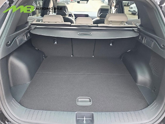 Vehicle image 6 Vehicle image 6