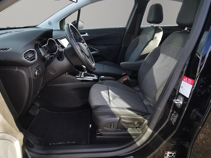 Vehicle image OPEL CROSSLAND