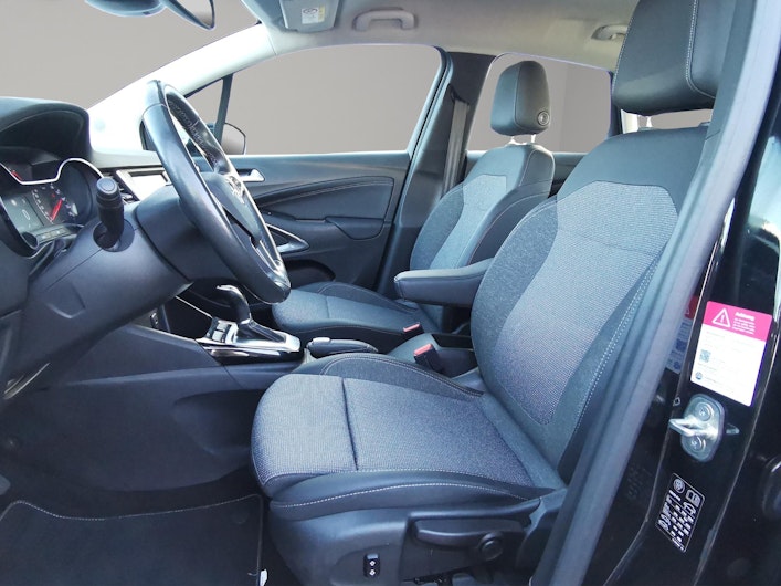 Vehicle image OPEL CROSSLAND