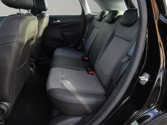 Vehicle image OPEL CROSSLAND