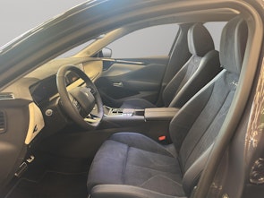 Vehicle image DS AUTOMOBILES No4 1.2 Hybrid Jules Verne