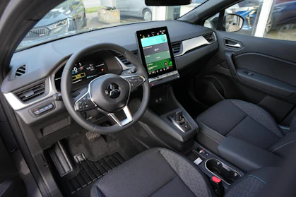 MITSUBISHI ASX 6