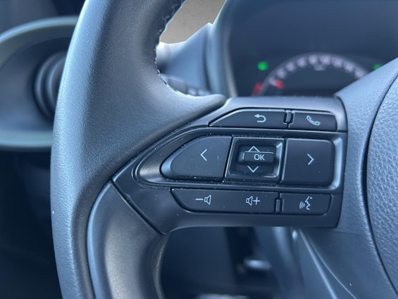 Vehicle image 12 Vehicle image 12