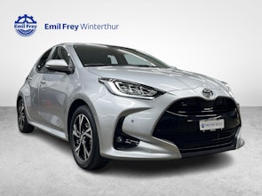 Vehicle image TOYOTA Yaris 1.5 VVT-i HSD Trend