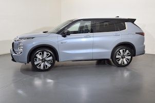 Vehicle image MITSUBISHI Outlander 2.4 PHEV Instyle 4x4