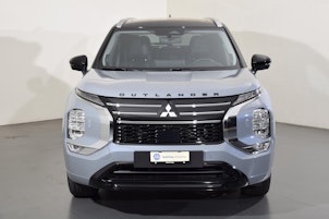 Vehicle image MITSUBISHI Outlander 2.4 PHEV Instyle 4x4
