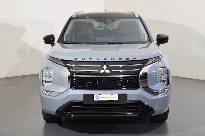 Vehicle image MITSUBISHI OUTLANDER