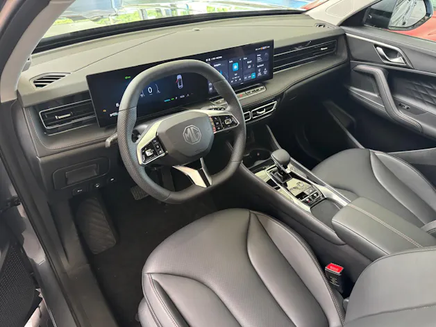 MG HS 1.5 Hybrid Luxury