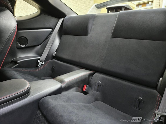 Vehicle image 13 Vehicle image 13