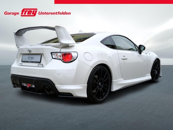 Vehicle image 3 Vehicle image 3