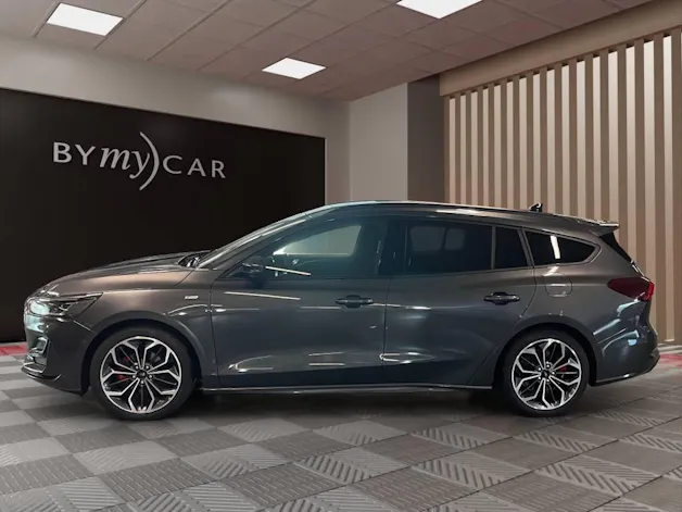 Ford Focus 1.0 MHEV ST-Line X Automat