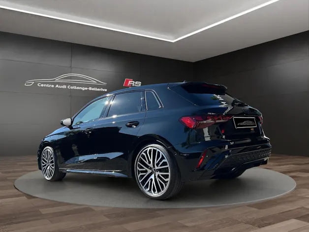 Audi A3 Sportback 35 TFSI S line Attraction S-tronic