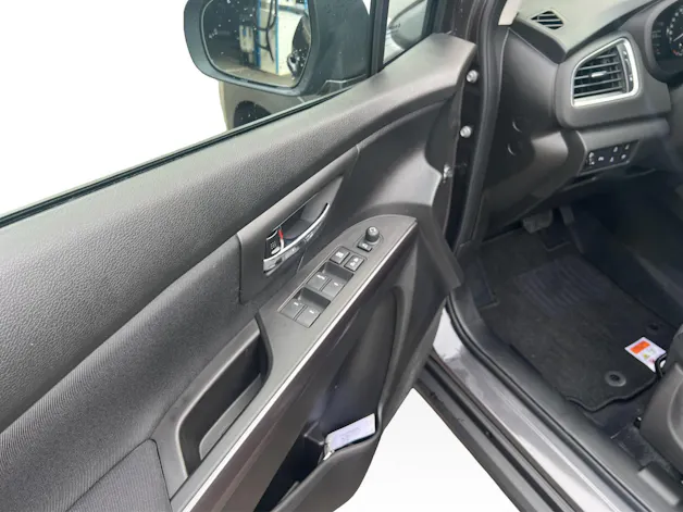 Suzuki S-Cross 1.4 T Compact+ Hybrid 4x4