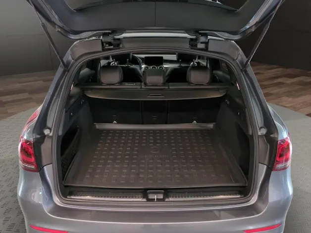 Mercedes-Benz GLC 200 AMG Line 4Matic 9G-Tronic