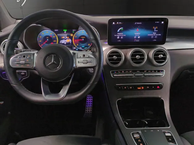 Mercedes-Benz GLC 200 AMG Line 4Matic 9G-Tronic