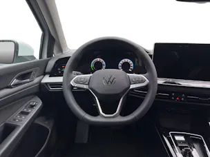 VW Golf 1.5 TSI PHEV Style
