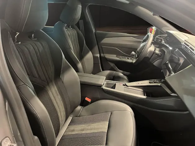 Peugeot 308 e GT 54kWh
