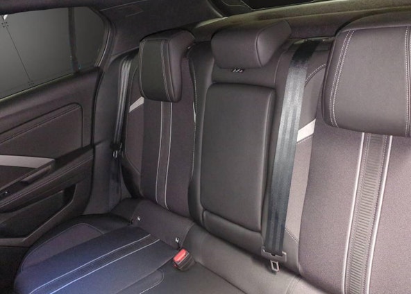 Vehicle image 7 Vehicle image 7