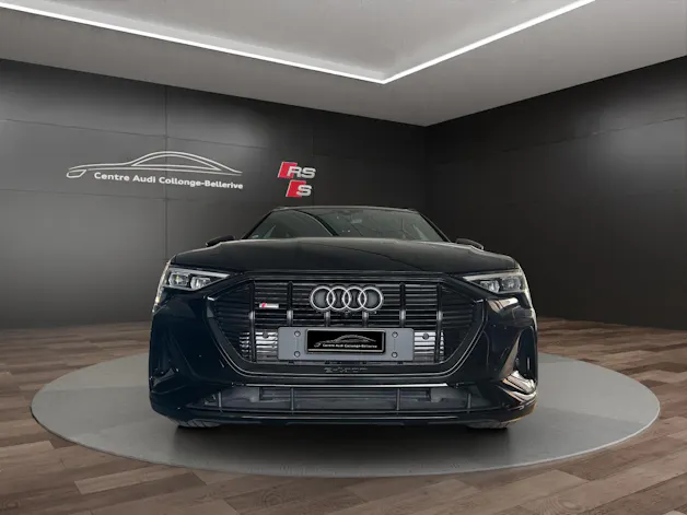 Audi e-tron 55 S Line quattro