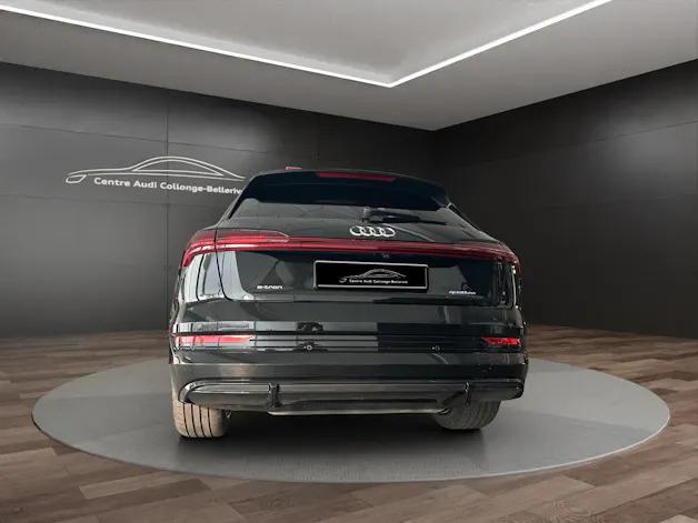 Audi e-tron 55 S Line quattro