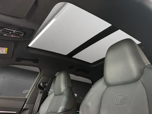Audi e-tron 55 S Line quattro