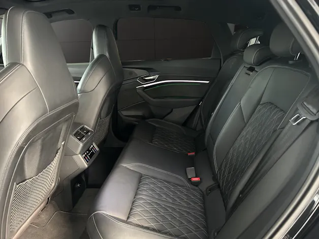 Audi e-tron 55 S Line quattro