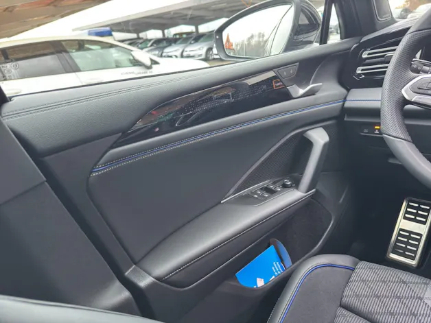 VW Tiguan 2.0 TDI SCR R-Line 4Motion DSG