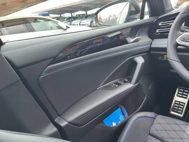 VW Tiguan 2.0 TDI SCR R-Line 4Motion DSG