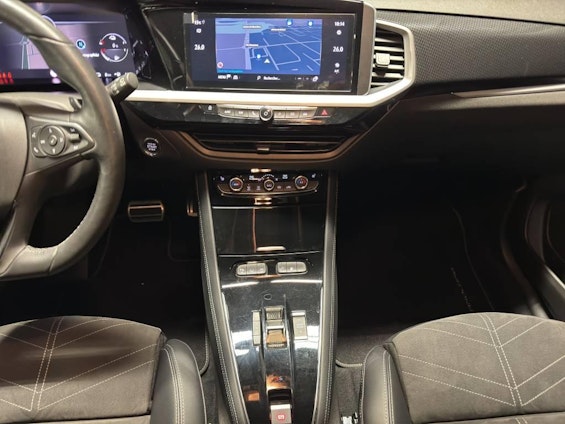 Vehicle image 5 Vehicle image 5