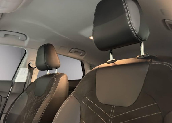 Vehicle image 8 Vehicle image 8