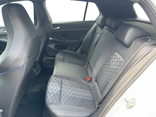VW Golf 1.5 e TSI mHEV R-Line DSG