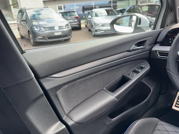 VW Golf 1.5 e TSI mHEV R-Line DSG