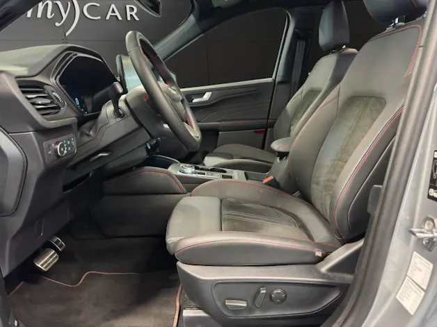Ford Kuga 2.5 FHEV ST-Line X 4WD