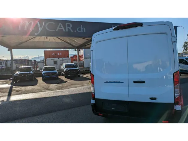 Ford E-Transit Van 350 L2 Trend RWD 68kWh