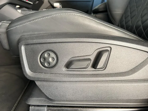 Audi Q5 2.0 TDI sport quattro S-tronic