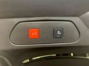 OPEL Grandland 1.6 Hybrid4 GSe Automatik