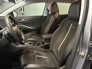 Opel Grandland 1.6 Hybrid4 GSe Automatik