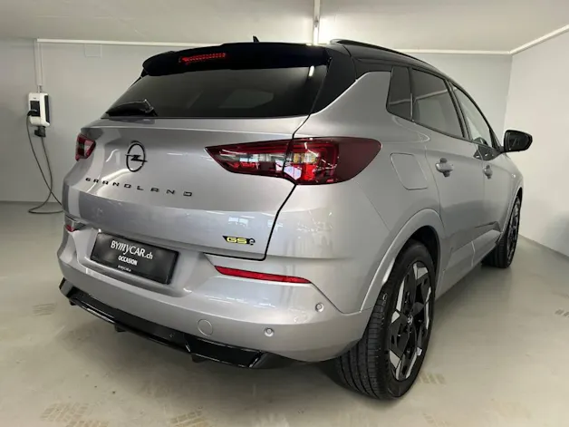 Opel Grandland 1.6 Hybrid4 GSe Automatik