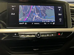 OPEL Grandland 1.6 Hybrid4 GSe Automatik