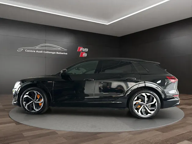 Audi e-tron 55 S Line quattro