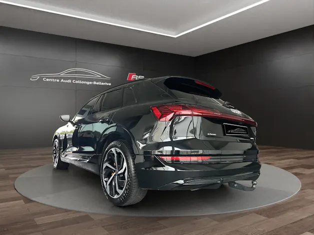 Audi e-tron 55 S Line quattro