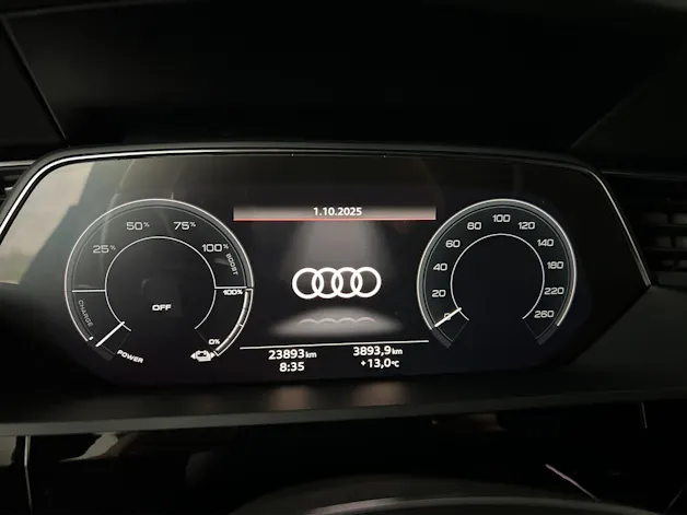 Audi e-tron 55 S Line quattro