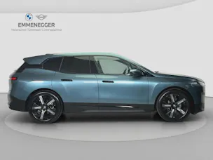 BMW iX xDrive40