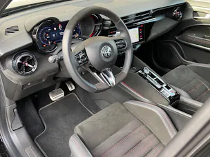 ALFA ROMEO Junior 1.2 48V Hybrid Q4 Tech Sky Sport 4x4