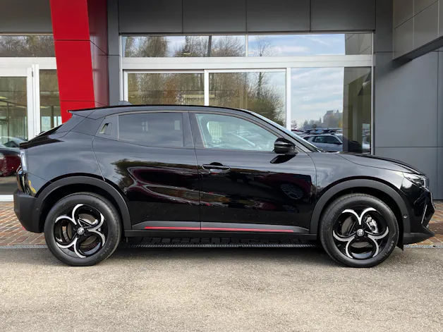 ALFA ROMEO Junior 1.2 48V Hybrid Q4 Tech Sky Sport 4x4