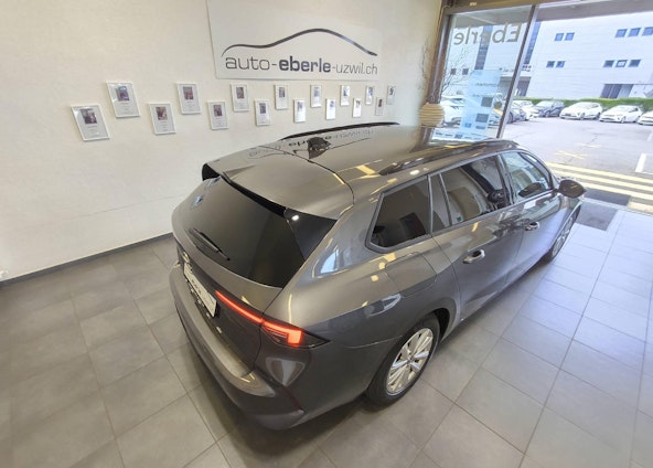 Vehicle image 5 Vehicle image 5