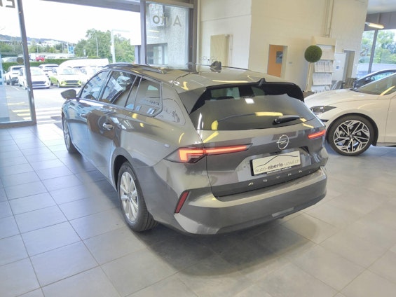 Vehicle image 3 Vehicle image 3