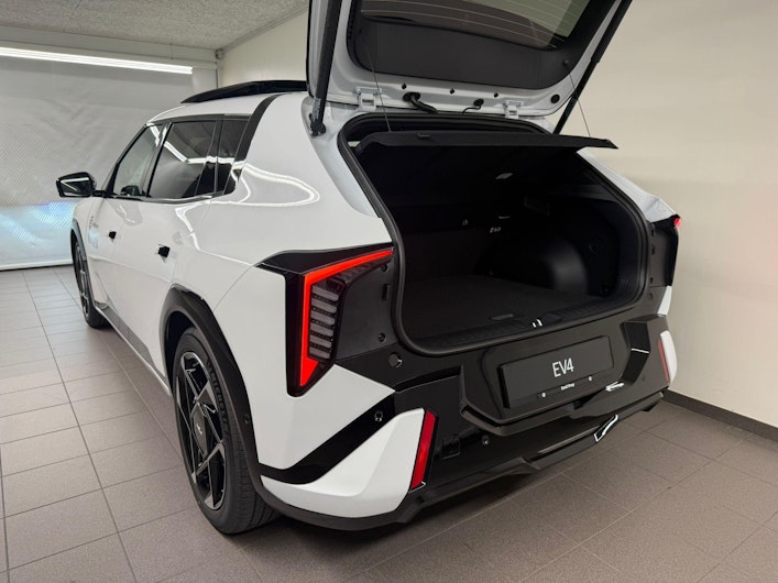 Vehicle image KIA EV4