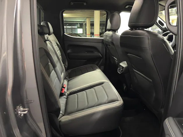 VW Amarok DKab. Pick-up 3.0 TDI 240 Aventura Winter 2 4m